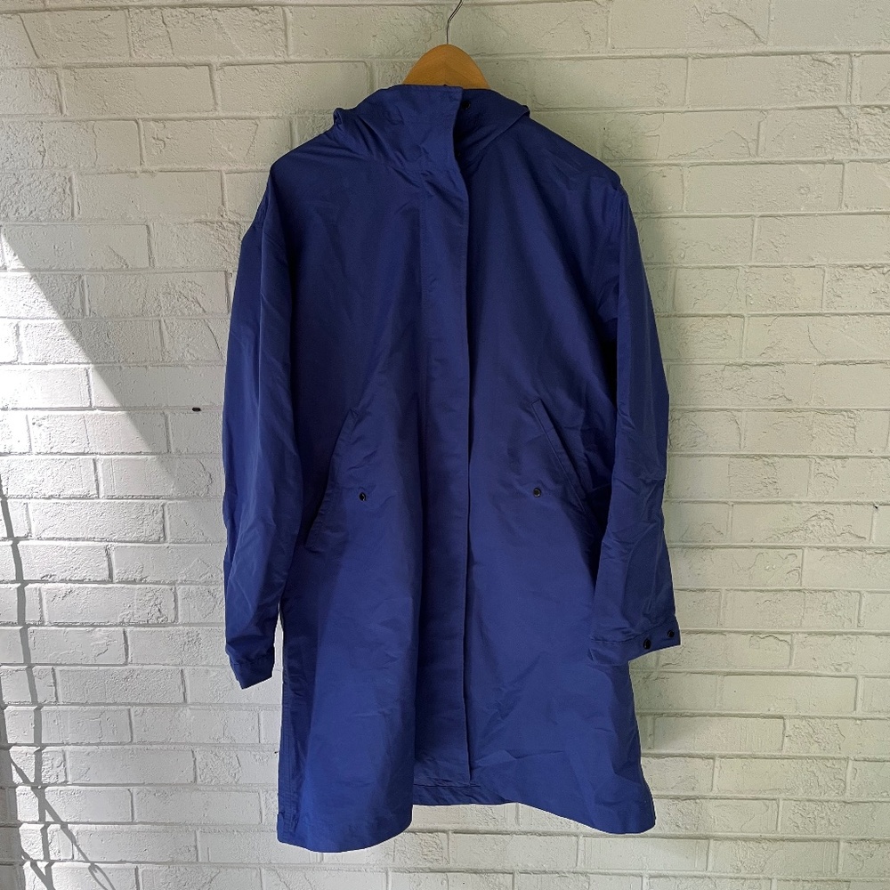 Everlane Raincoat